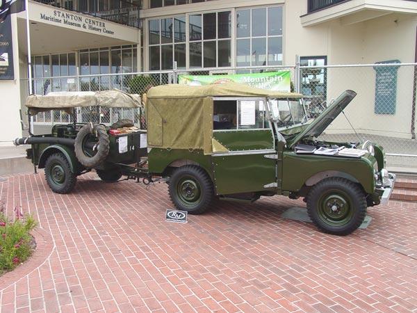 2005092204Monterey-9-1951-Land-Rover.jpg