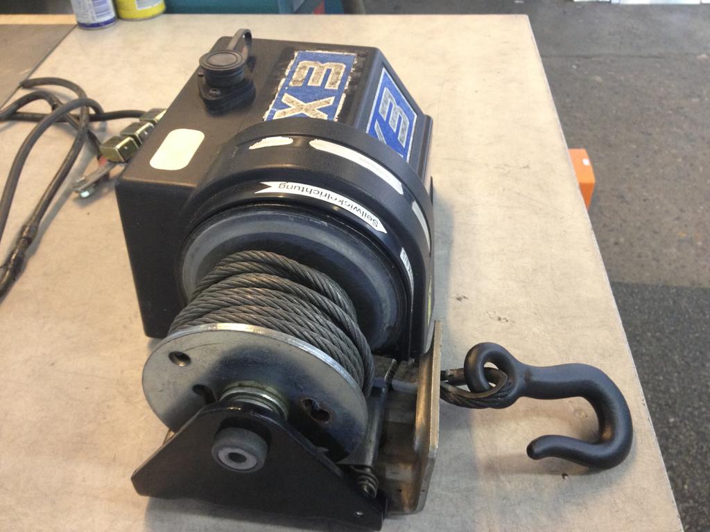Das Offroad Forum Seilwinde Superwinch X3 zu verkaufen