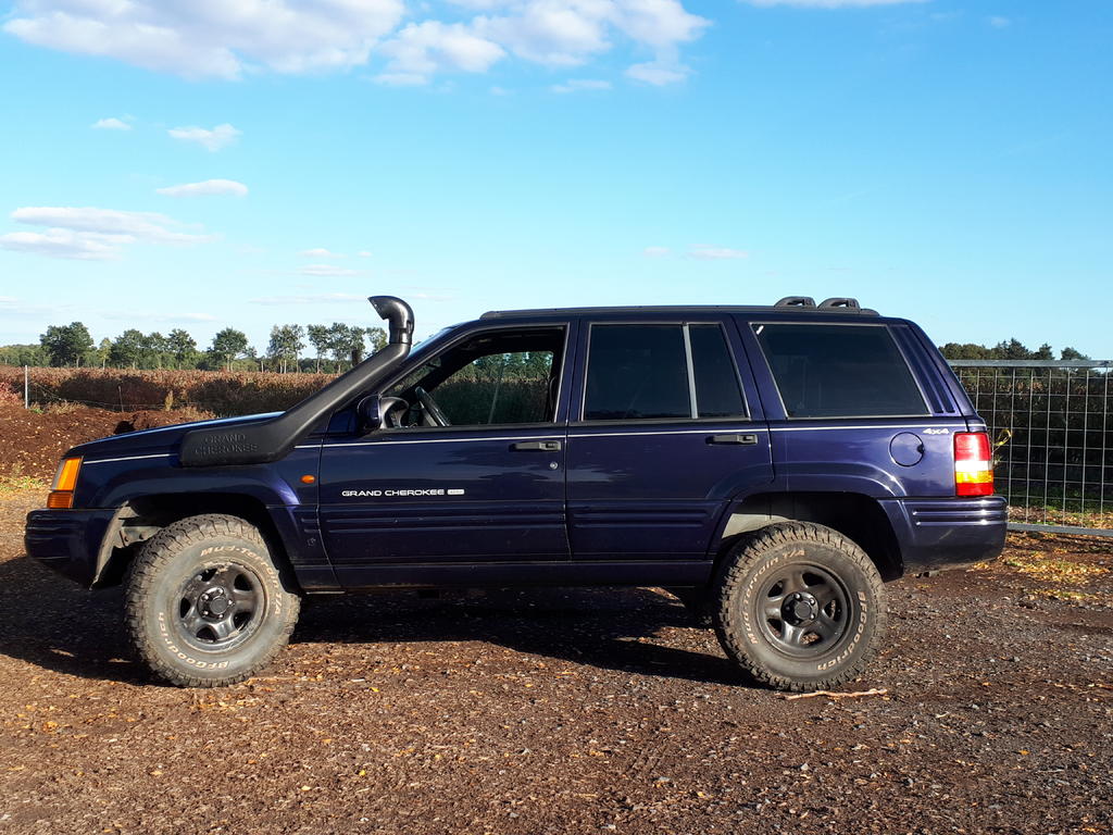 Das Offroad Forum JEEP GRAND CHEROKEE ZJ 5.2